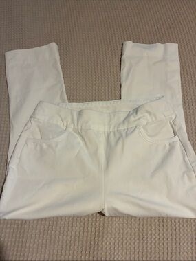 Soft Surroundings White Pull-On Capri Pants, PS